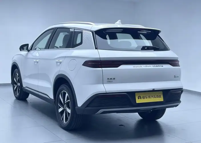 BYD Song Pro DM 2024 Model DM-i Honor Edition 71km Pilot Model – фото 5