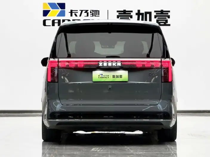 ZEEKR 009 2024 Model VI seat Executive Edition 4WD 108kWh – фото 3