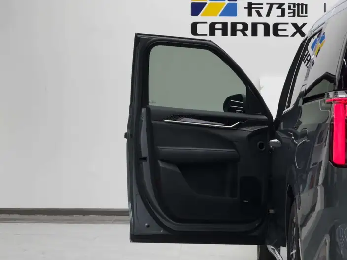 ZEEKR 009 2024 Model VI seat Executive Edition 4WD 108kWh – фото 21