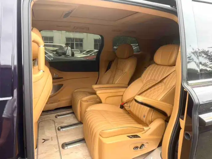 VOYAH Dreamer PHEV 2024 Model Ultra-long Endurance Ultimate Edition – фото 9