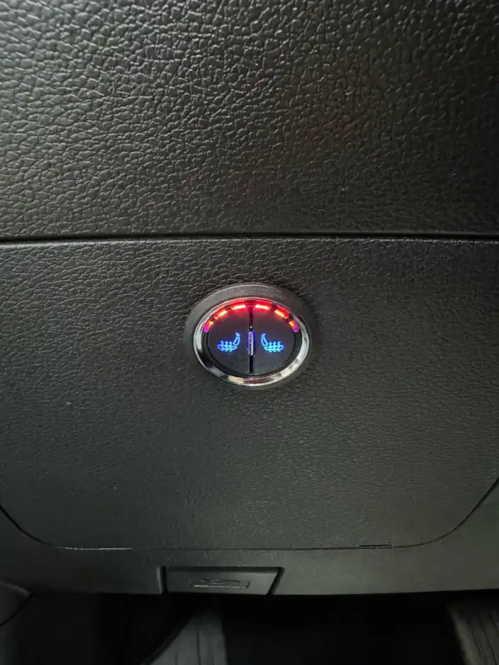 Geely Binyue 2021 Model 240T DCT Diamond Edition – фото 8