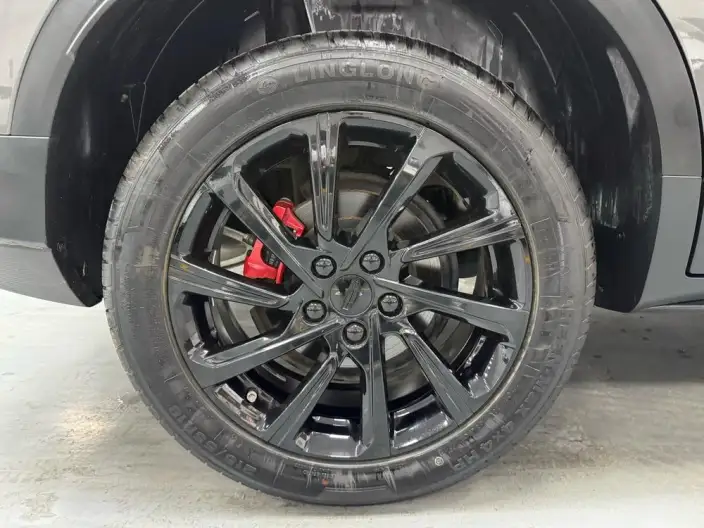 Geely Binyue 2021 Model 240T DCT Diamond Edition – фото 9
