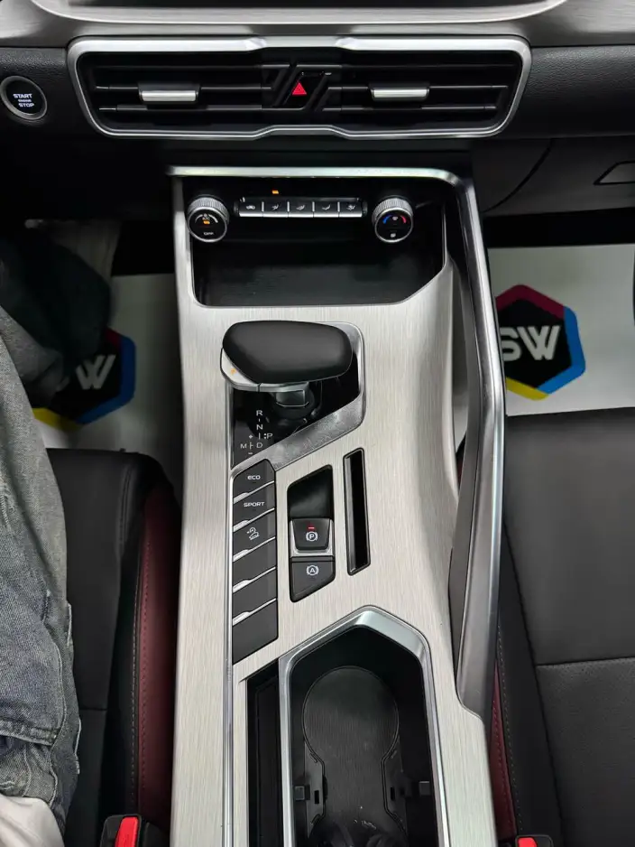 Geely Binyue 2021 Model 240T DCT Diamond Edition – фото 10