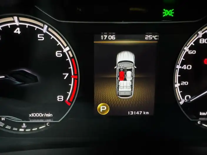 Geely Binyue 2021 Model 240T DCT Diamond Edition – фото 18