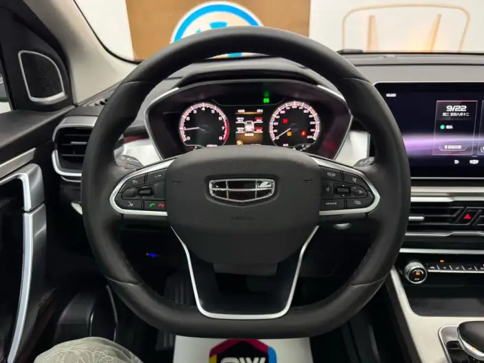Geely Binyue 2021 Model 240T DCT Diamond Edition – фото 19