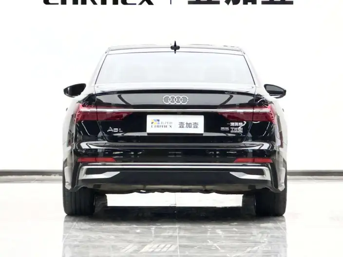 Audi A6L 2023 Model 55 TFSI quattro Exclusive Dynamic Model – фото 3