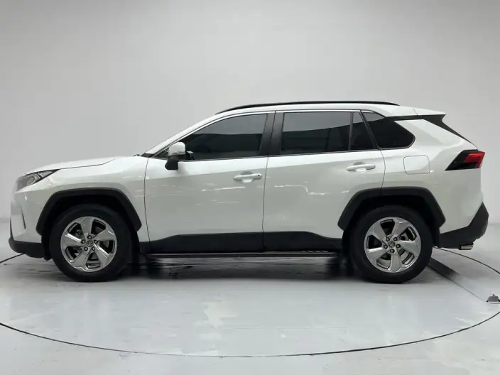 Toyota RAV4 2022 Model 2.0L CVT 2WD Fashion edition – фото 4