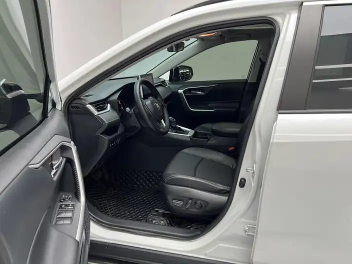 Toyota RAV4 2022 Model 2.0L CVT 2WD Fashion edition – фото 17