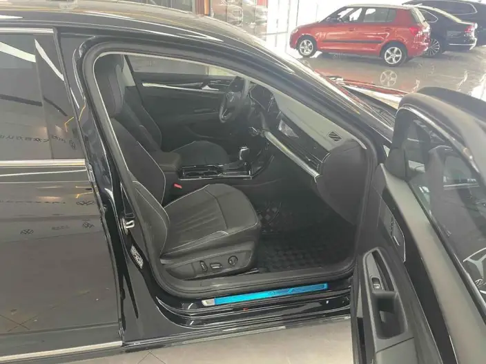 Volkswagen Passat 2024 Model 380TSI Elite Edition – фото 5