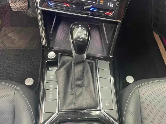 Volkswagen Passat 2024 Model 380TSI Elite Edition – фото 7