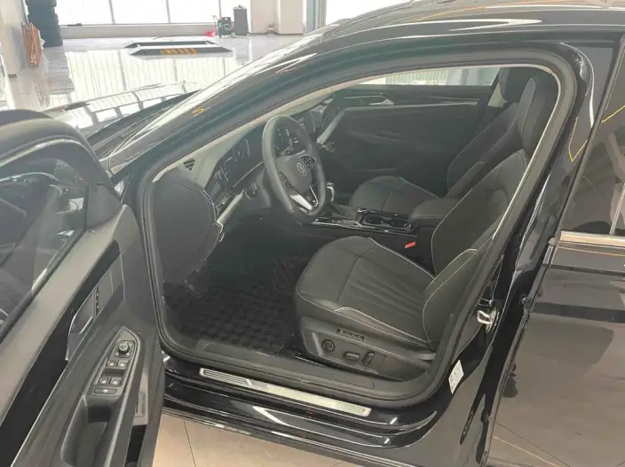 Volkswagen Passat 2024 Model 380TSI Elite Edition – фото 12