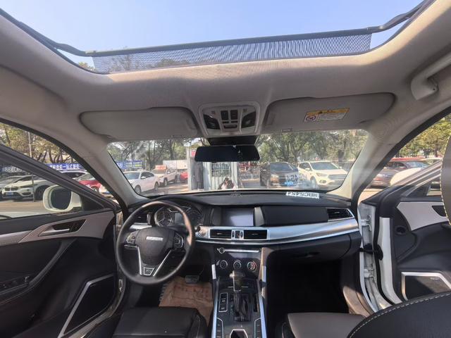 Hongqi E-QM5 2022 BEV 431km Joyful 5-Seater – фото 2