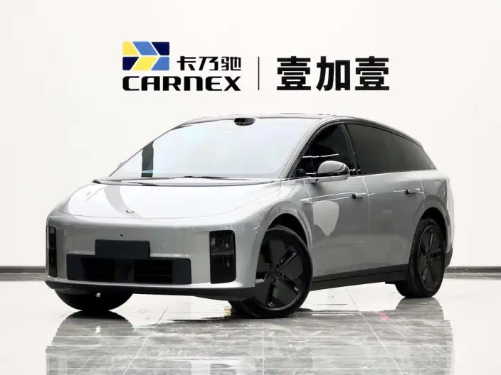 Li Auto i6 2025 Model 2WD Standard Edition – фото 1