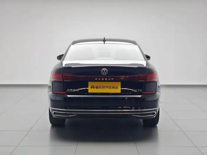 Volkswagen Passat 2023 Model 330TSI Premium Edition – фото 6