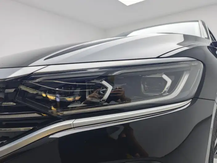 Volkswagen Passat 2023 Model 330TSI Premium Edition – фото 12