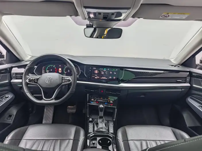 Volkswagen Passat 2023 Model 330TSI Premium Edition – фото 14