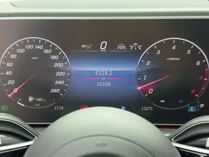 Mercedes-Benz GLE Imported 2024 Model GLE 450 4MATIC Fashion Model – фото 16