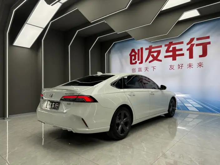 Honda INSPIRE 2023 Model 260TURBO Exquisite Edition – фото 6