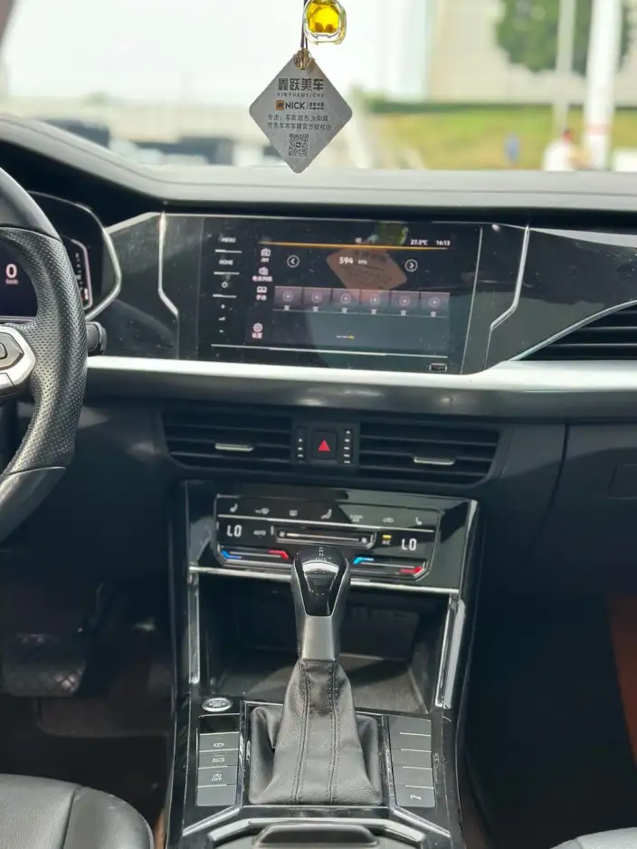 Volkswagen Passat 2022 Model 330TSI Starry sky Elite Edition – фото 8