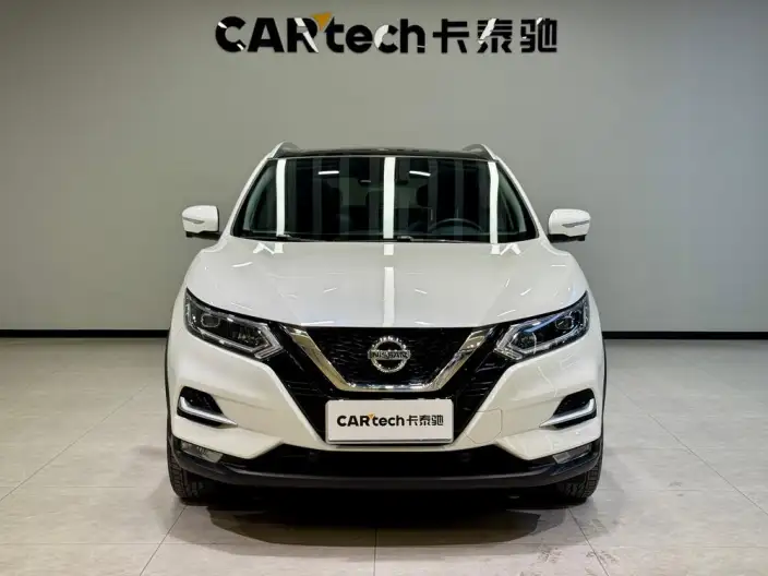 Nissan Qashqai 2022 Model 2.0L XV Prem. Deluxe Edition – фото 2