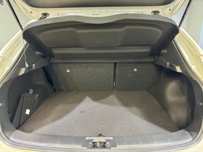 Nissan Qashqai 2022 Model 2.0L XV Prem. Deluxe Edition – фото 28