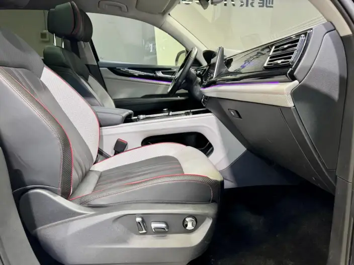 Volkswagen Teramont 2023 Model Teramont X 530 V6 4WD Respect Ultimate Edition – фото 28