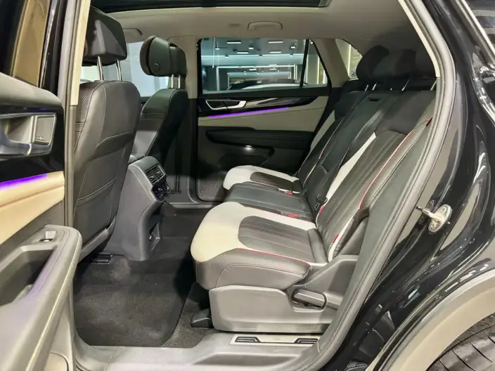 Volkswagen Teramont 2023 Model Teramont X 530 V6 4WD Respect Ultimate Edition – фото 29