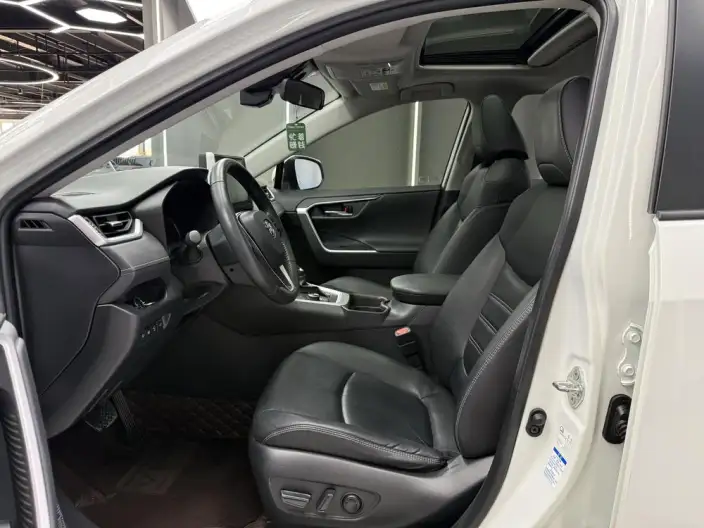 Toyota RAV4 2020 Model Hybrid 2.5L CVT 4WD Elite Plus Edition – фото 9
