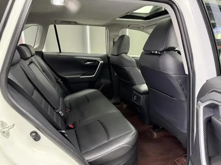 Toyota RAV4 2020 Model Hybrid 2.5L CVT 4WD Elite Plus Edition – фото 12