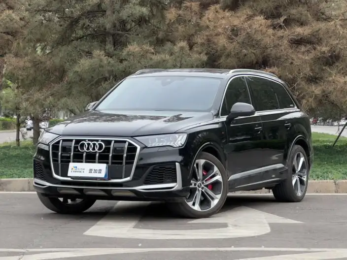 Audi Q7 2023 Model 55 TFSI quattro S line Noble Model – фото 1