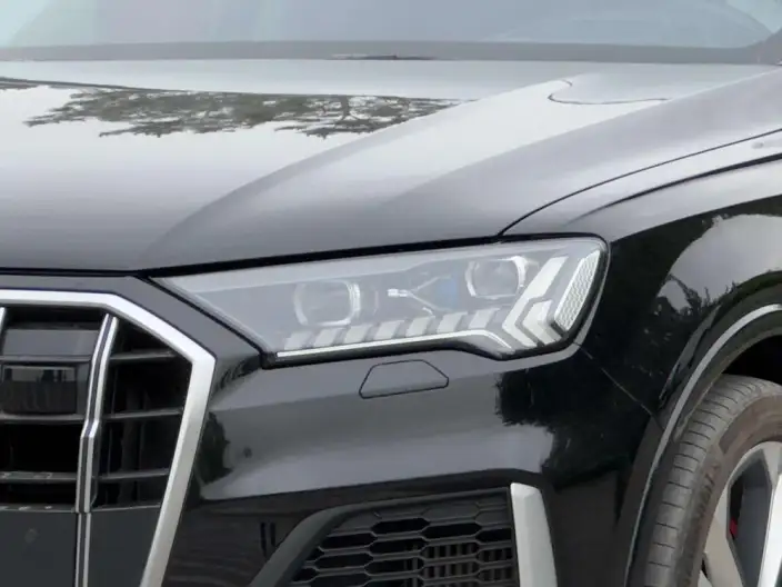 Audi Q7 2023 Model 55 TFSI quattro S line Noble Model – фото 4