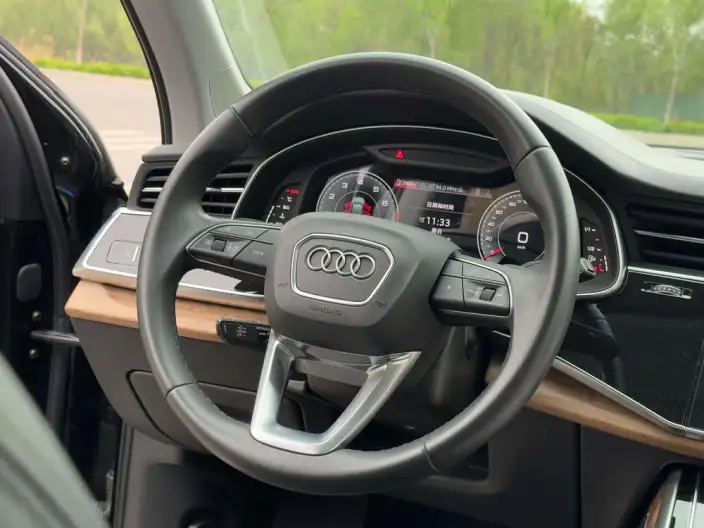 Audi Q7 2023 Model 55 TFSI quattro S line Noble Model – фото 14