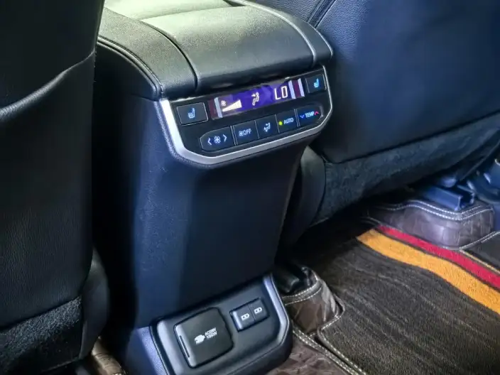 Toyota Highlander 2022 Model Hybrid 2.5L 4WD Supreme Edition 7 seat – фото 18