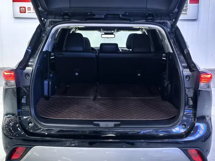 Toyota Highlander 2022 Model Hybrid 2.5L 4WD Supreme Edition 7 seat – фото 28