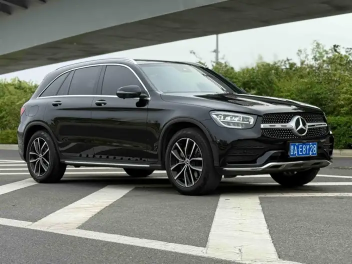 Mercedes-Benz GLC 2021 Model GLC 300 L 4MATIC Dynamic Model – фото 3