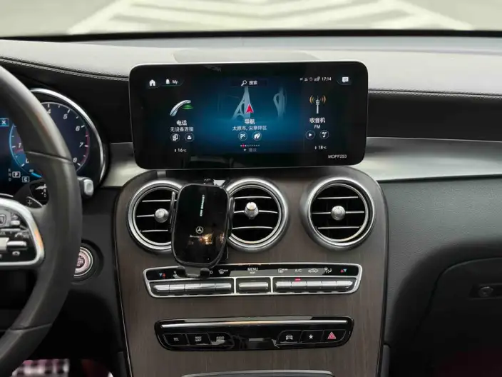 Mercedes-Benz GLC 2021 Model GLC 300 L 4MATIC Dynamic Model – фото 11