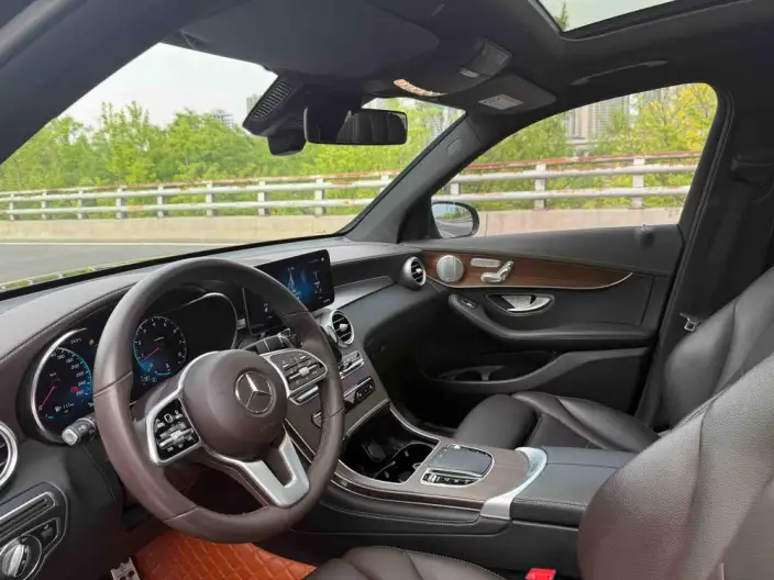 Mercedes-Benz GLC 2021 Model GLC 300 L 4MATIC Dynamic Model – фото 14
