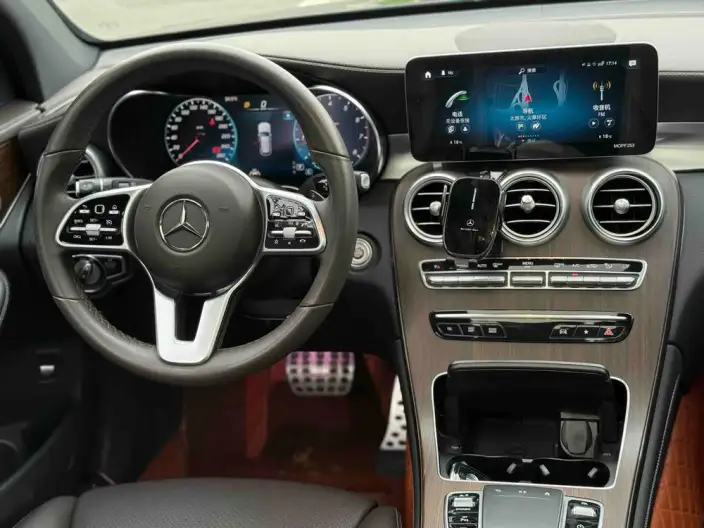 Mercedes-Benz GLC 2021 Model GLC 300 L 4MATIC Dynamic Model – фото 17