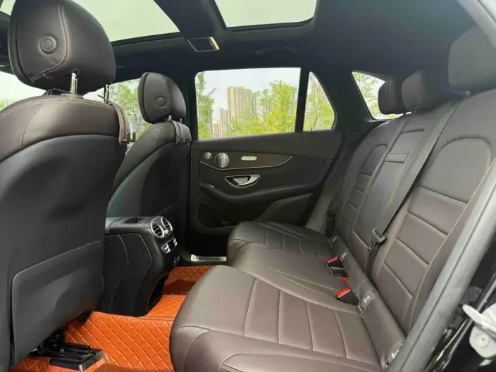 Mercedes-Benz GLC 2021 Model GLC 300 L 4MATIC Dynamic Model – фото 18