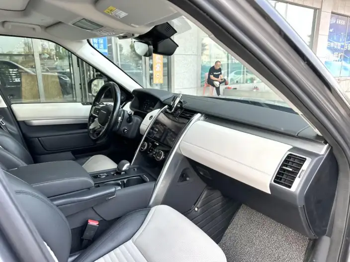 Land Rover Discovery 2021 Model 360PS R-Dynamic SE – фото 8