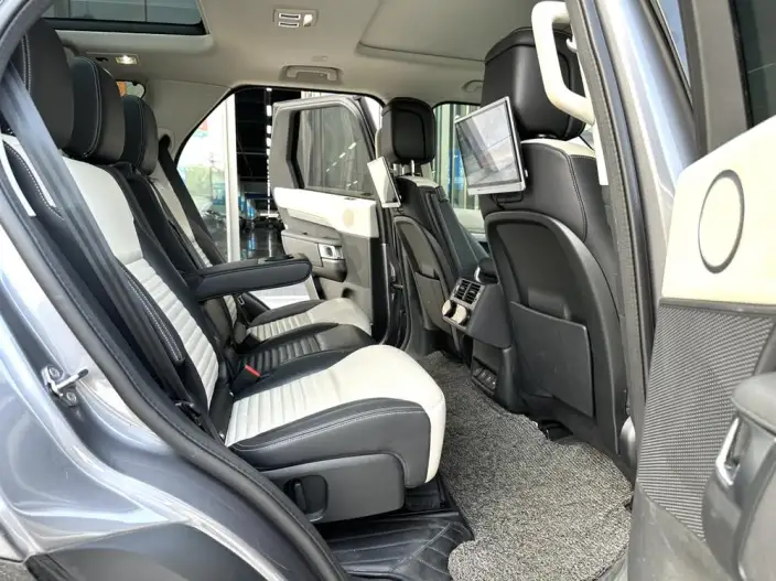 Land Rover Discovery 2021 Model 360PS R-Dynamic SE – фото 15