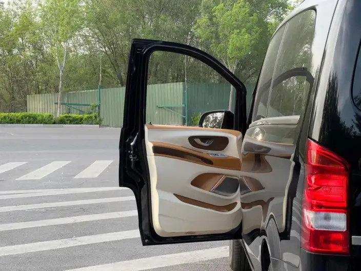 Viano 2021 Model 2.0T Elite Edition 7 seat – фото 18