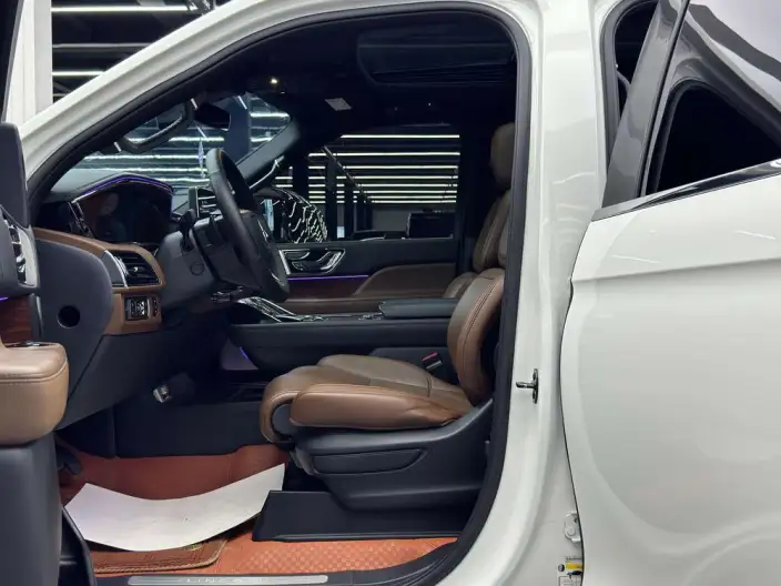 Lincoln Navigator 2022 Model 3.5T Zunyao Edition – фото 18