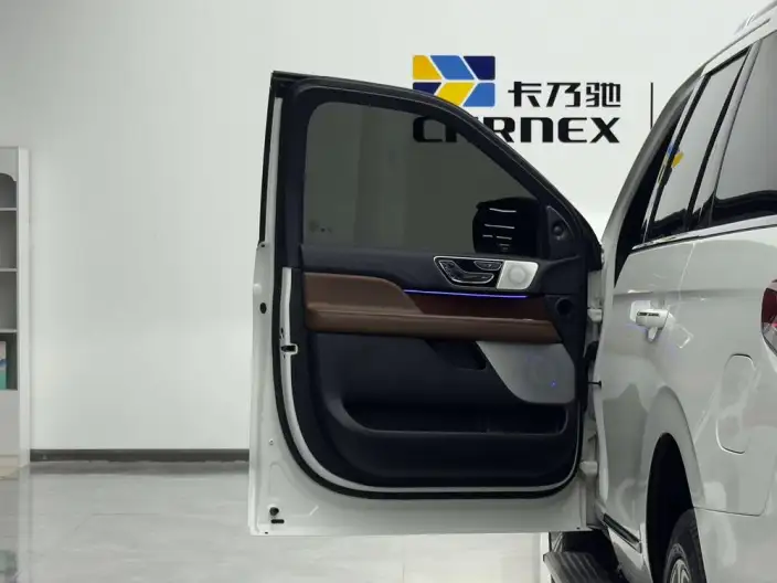 Lincoln Navigator 2022 Model 3.5T Zunyao Edition – фото 20