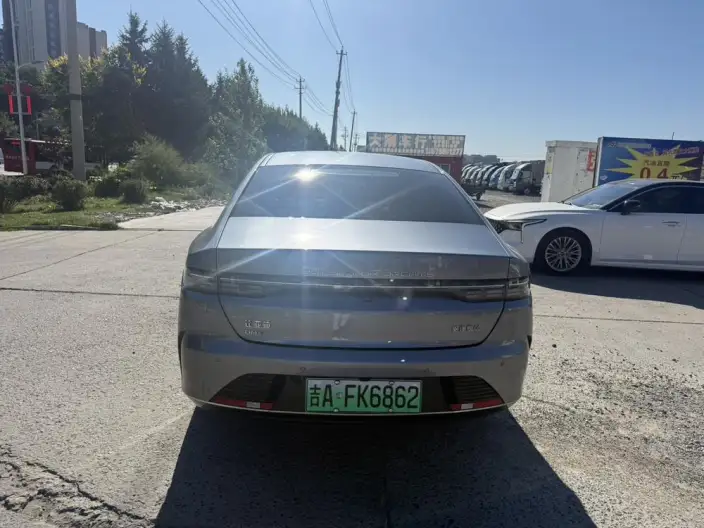 BYD Destroyer 05 2024 Model Honor Edition DM-i 120KM Luxury Model – фото 5