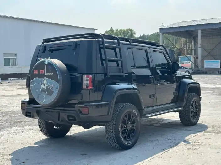 BAIC BJ40 2020 Model 2.0T Automatic 4WD City Hunter Edition Warrior Model – фото 6