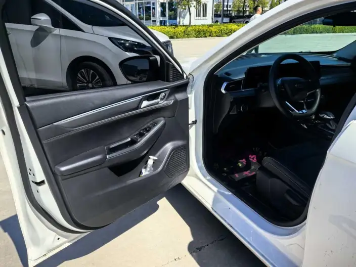 Ford Escort 2021 Model 1.5L Automatic Diamond Edition – фото 13