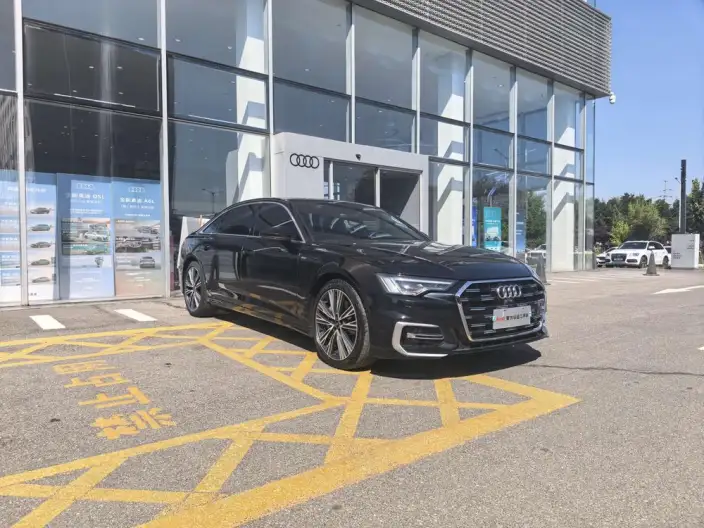 Audi A6L 2023 Model Facelift 55 TFSI quattro Exclusive Dynamic Model – фото 3