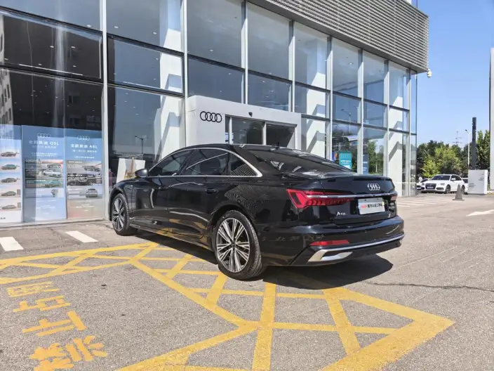 Audi A6L 2023 Model Facelift 55 TFSI quattro Exclusive Dynamic Model – фото 4