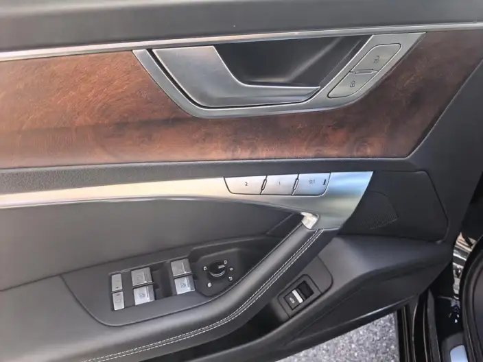 Audi A6L 2023 Model Facelift 55 TFSI quattro Exclusive Dynamic Model – фото 10